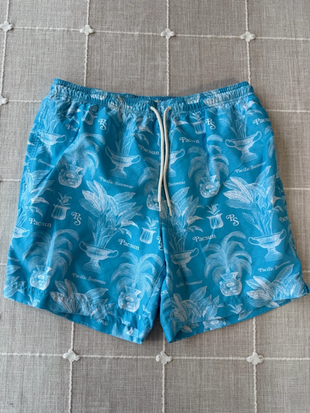 PacSun Teal Blue Tropical Print‎ Swim Trunks - Men’s Size L